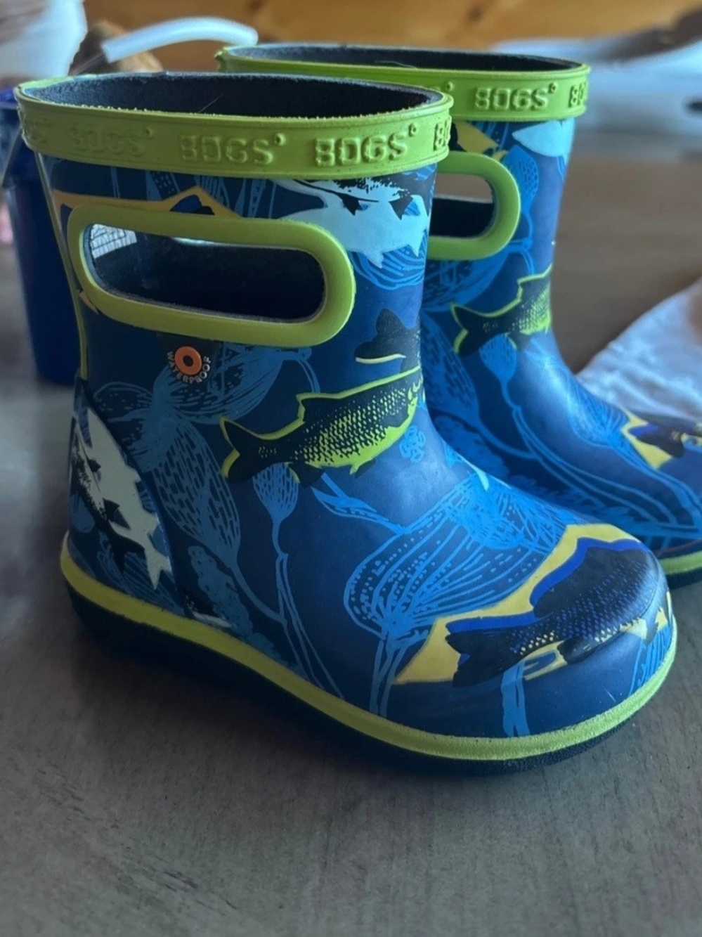 Bogs Kids Blue & Lime Fish Print Pull-On Rain Boots